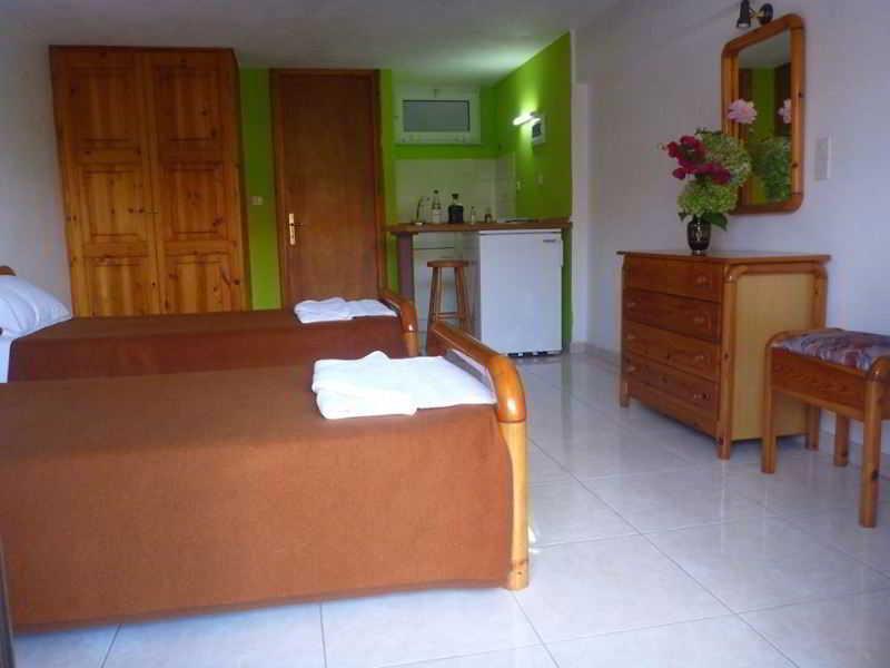 Mythos Apartments Benitses  Zewnętrze zdjęcie