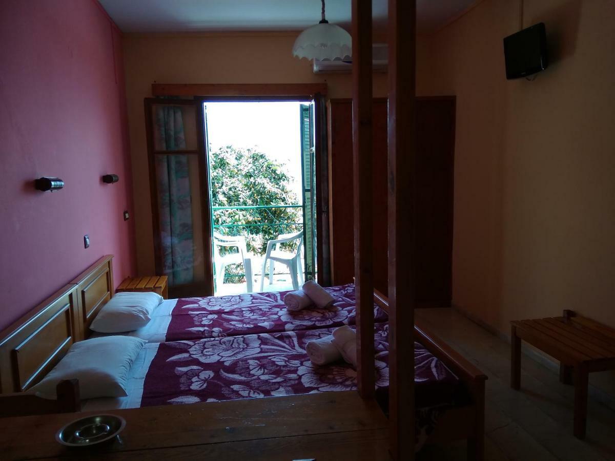 Mythos Apartments Benitses  Zewnętrze zdjęcie